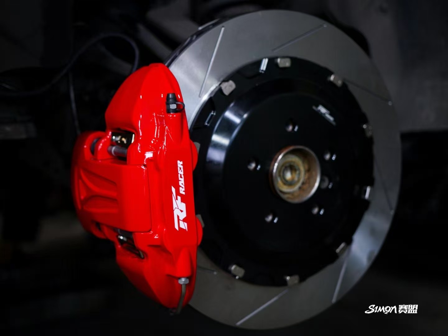 宝马X3刹车升级方案 | RF640六活塞卡钳匹配划线高碳盘 | 锐迪凡（RF RACER）