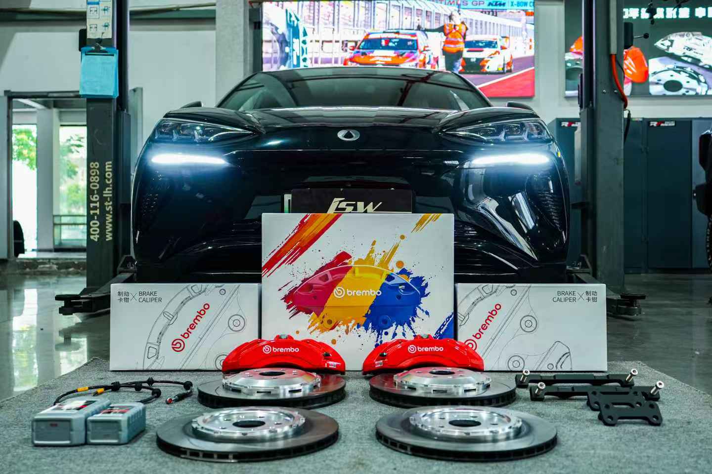 腾势N7底盘制动升级工程档案：前轮Brembo F042六活塞套件与系统级集成方案