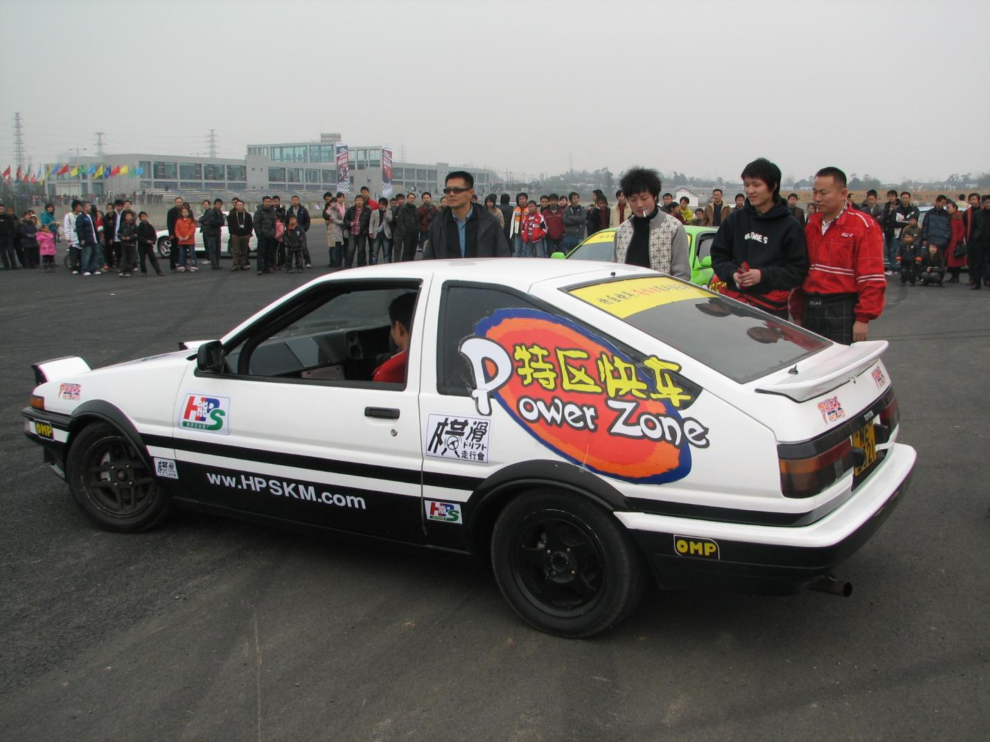 自主品牌缺席的刺痛：为什么我们只能做仰望者？ - 锐迪凡 RF RACER